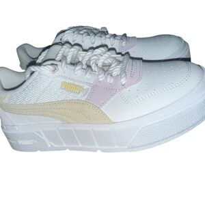 PUMA Cali Court Platform Sneakers – Youth 4.5 (Fits Women’s 6) – New in Box